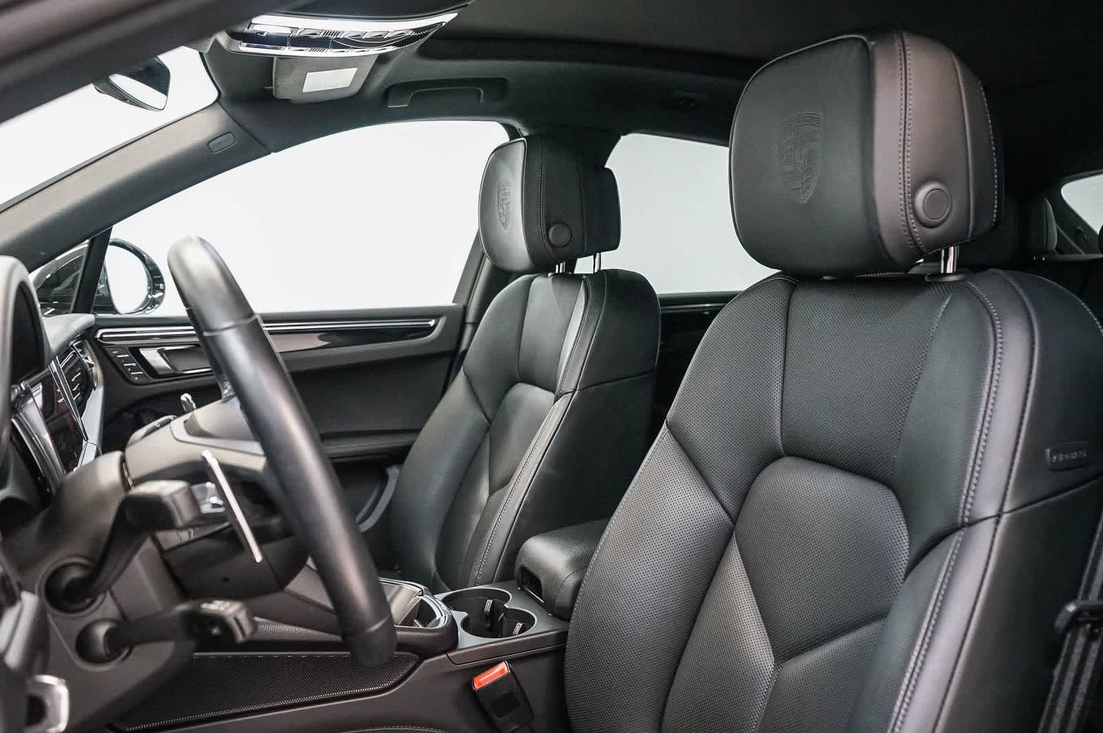 Certified 2026 Porsche Macan S AWD/4WD image 5
