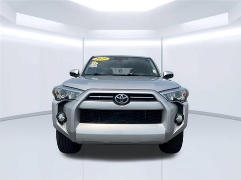 Used 2020 Toyota 4Runner SR5 AWD/4WD image 4