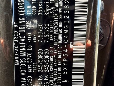 Used 2021 Kia Telluride SX w/ Towing Package FWD image 29
