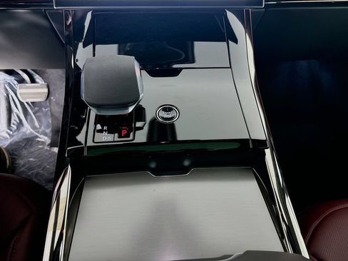New 2026 Land Rover Range Rover Sport Dynamic SE AWD/4WD image 18