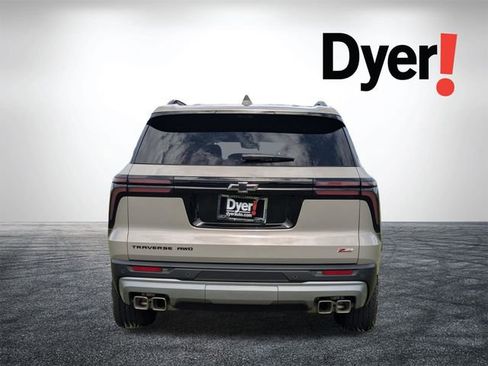 Used 2026 Chevrolet Traverse Z71 w/ Enhanced Driving Package AWD/4WD image 7