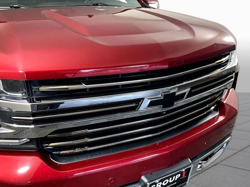 Used 2019 Chevrolet Silverado 1500 High Country w/ Technology Package RWD image 28