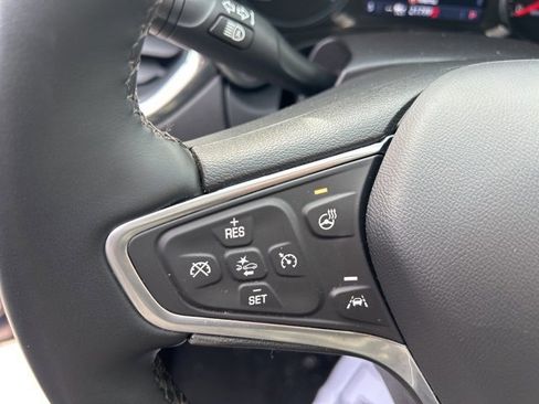 Used 2023 Chevrolet Equinox LT image 23