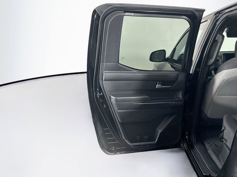 Used 2025 Toyota Tacoma TRD Off-Road image 27