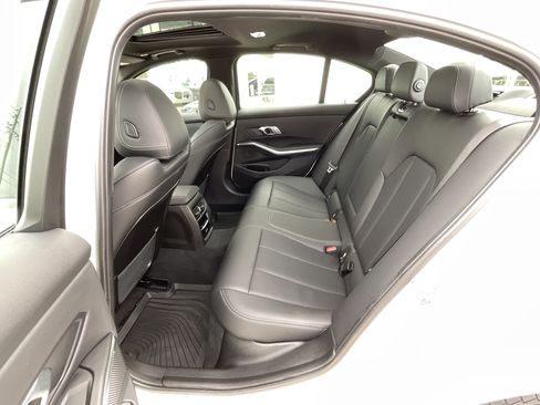 Certified 2022 BMW 330i Sedan w/ Premium Package 2 image 25