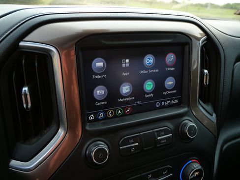 Used 2020 Chevrolet Silverado 1500 High Country w/ Technology Package AWD/4WD image 41