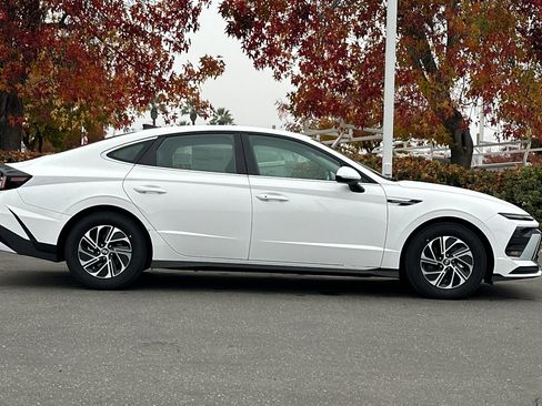 New 2026 Hyundai Sonata Blue image 3