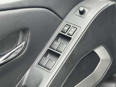 New 2025 Nissan Frontier SV RWD image 14