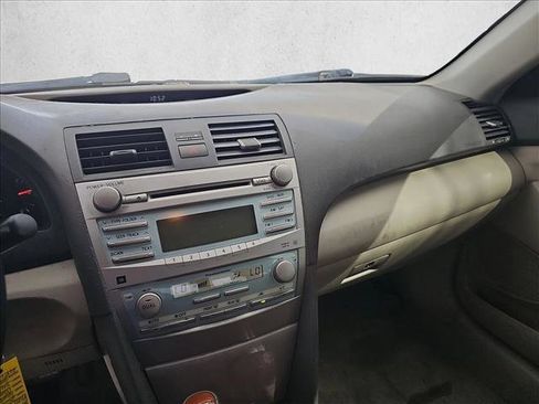Used 2009 Toyota Camry XLE FWD image 15
