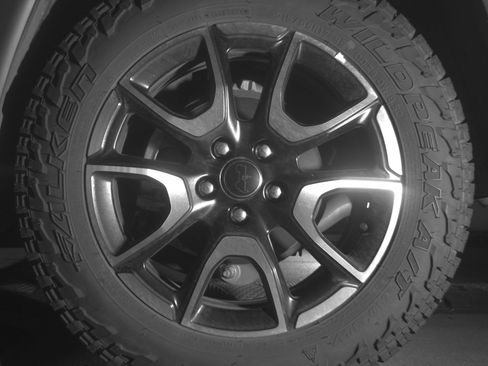 Used 2025 Jeep Compass Trailhawk AWD/4WD image 14