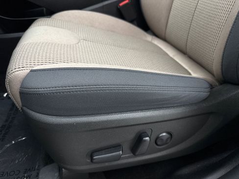 Used 2023 Hyundai Santa Fe SEL image 36