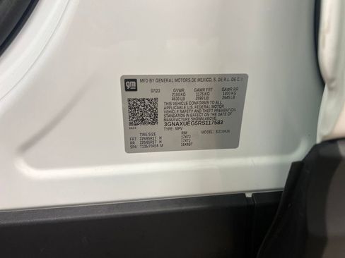 Certified 2024 Chevrolet Equinox LT AWD/4WD image 27