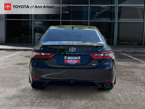 Used 2024 Toyota Camry SE w/ Cold Weather Package FWD image 11
