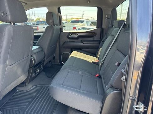 Used 2023 GMC Sierra 1500 Elevation AWD/4WD image 18