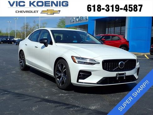 Used 2024 Volvo S60 B5 Plus AWD/4WD image 1