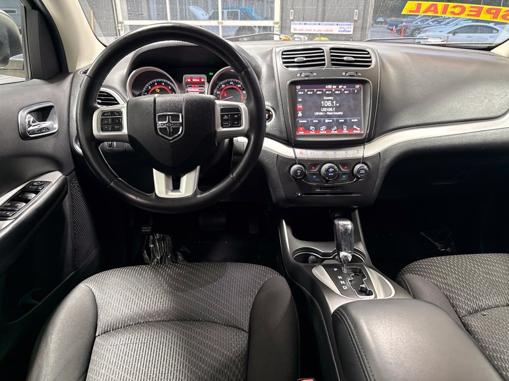 Used 2014 Dodge Journey SXT w/ Flexible Seating Group FWD image 20