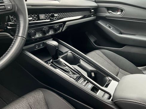 Used 2024 Honda Accord Sport image 18