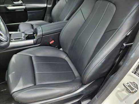 Used 2021 Mercedes-Benz GLA 250 image 13
