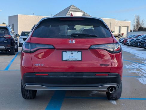 Certified 2024 Honda HR-V Sport image 8