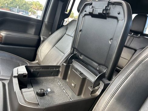 Used 2021 Chevrolet Silverado 2500 High Country w/ Z71 Off-Road Package image 79