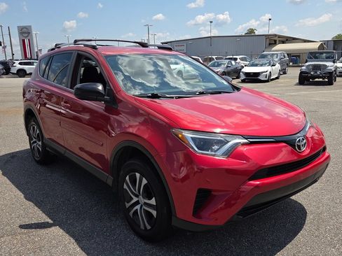 Used 2016 Toyota RAV4 LE FWD image 15
