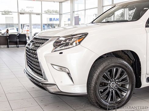 Used 2020 Lexus GX 460 Luxury w/ Luxury Sport Package AWD/4WD image 5