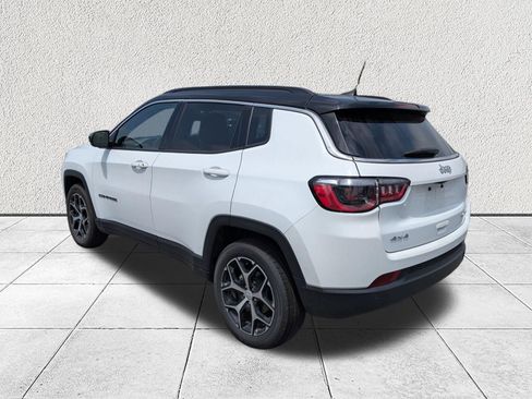 Used 2024 Jeep Compass Limited AWD/4WD image 5