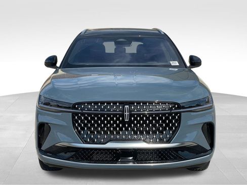 New 2026 Lincoln Nautilus Reserve image 8