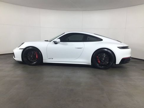 Certified 2022 Porsche 911 Carrera GTS RWD image 2