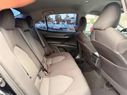 Used 2019 Toyota Camry LE w/ Fleet Convenience Package image 18