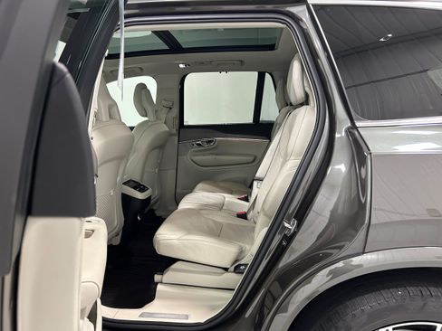 Used 2020 Volvo XC90 T6 Inscription w/ Protection Package Premier AWD/4WD image 29