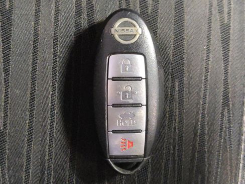 Used 2018 Nissan Sentra SV FWD image 32