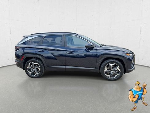 Certified 2023 Hyundai Tucson SEL AWD/4WD image 4