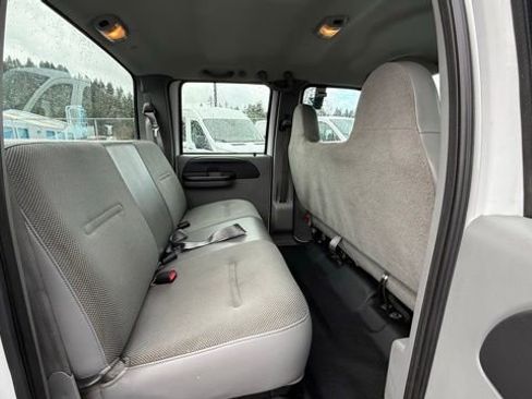 Used 2006 Ford F250 2WD Crew Cab Super Duty image 13