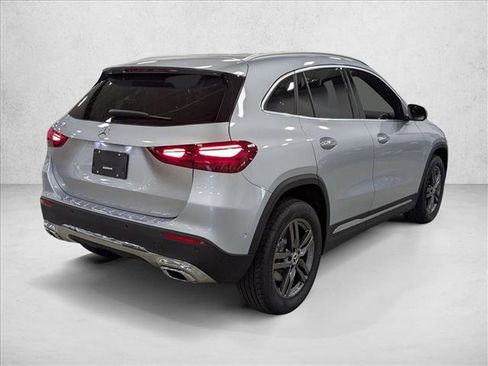 New 2026 Mercedes-Benz GLA 250 image 2