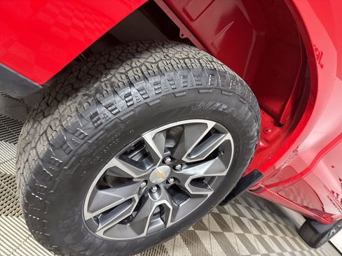 Used 2023 Chevrolet Silverado 1500 LT image 32