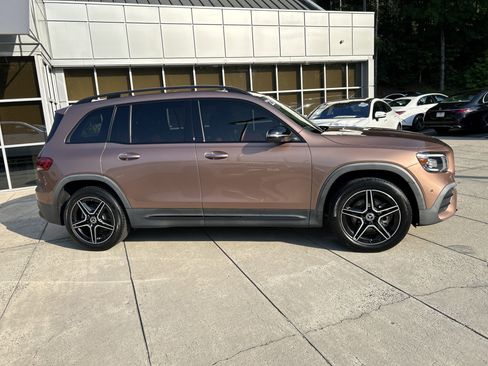 Certified 2023 Mercedes-Benz GLB 250 image 5