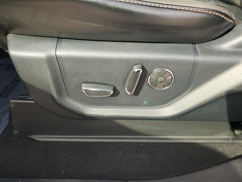 Used 2021 Ford F350 Platinum image 14
