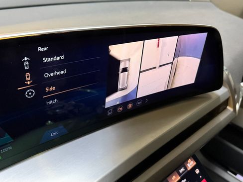 New 2026 Cadillac Vistiq Luxury image 32