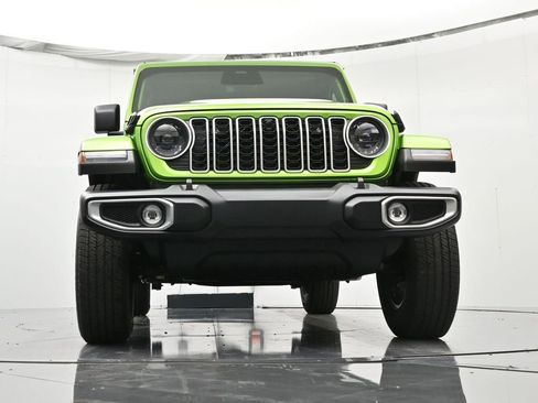 New 2026 Jeep Wrangler Unlimited Sahara AWD/4WD image 44