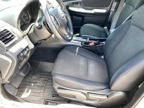 Used 2015 Subaru Crosstrek 2.0i Premium AWD/4WD image 10