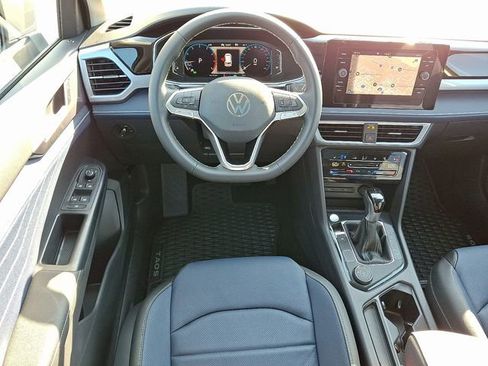 New 2025 Volkswagen Taos SEL image 7