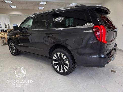 New 2025 Ford Expedition Platinum w/ Platinum Ultimate Package image 6