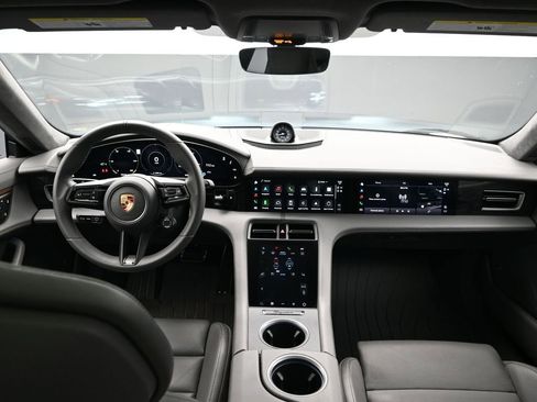 Certified 2023 Porsche Taycan GTS image 18