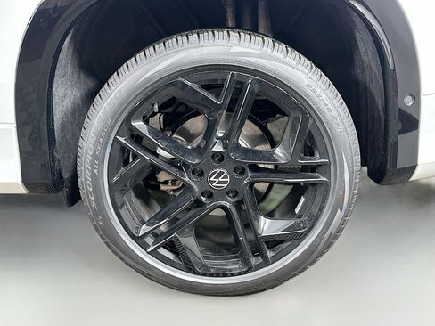 New 2026 Volkswagen Tiguan SE R-Line image 30