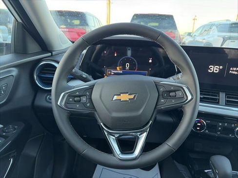 New 2026 Chevrolet Trax LT w/ Sunroof Package image 15