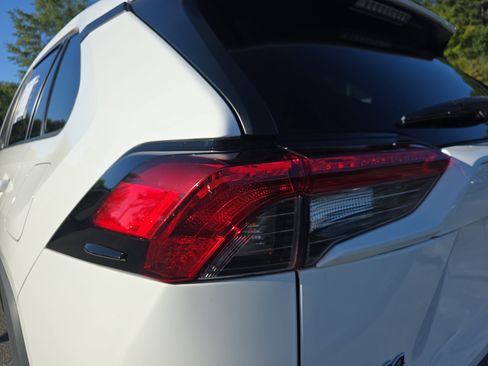 Used 2023 Toyota RAV4 XLE w/ Convenience Package FWD image 35