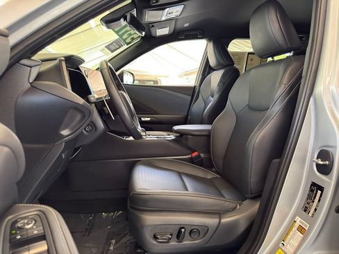 Certified 2025 Lexus TX 350 FWD w/ Convenience Package image 18