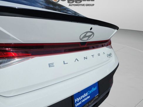 Certified 2025 Hyundai Elantra Sport image 30