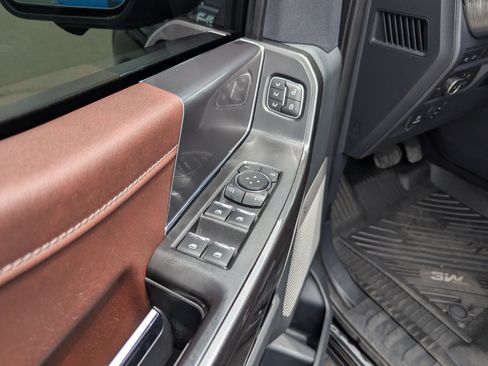 Used 2021 Ford F150 Lariat w/ Equipment Group 502A High AWD/4WD image 12